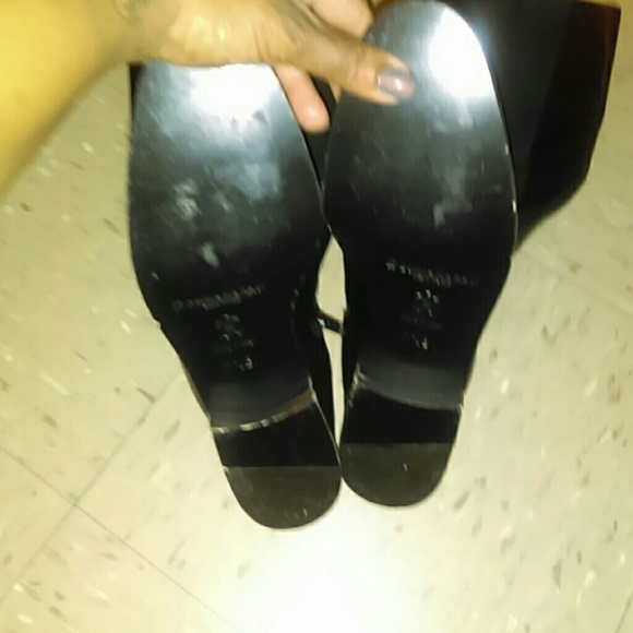 Donna Karen - Picture 4 of 6